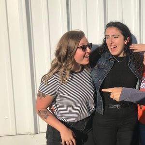 Meet your Posher, Abby